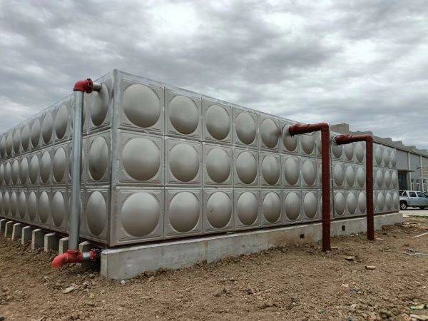 Stainless steel water tank - Image 9